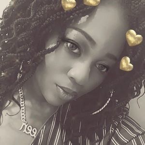 Meet your Posher, Lanell